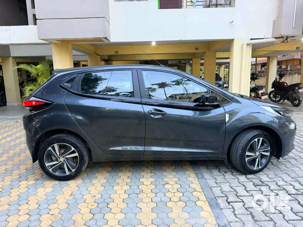 Tata Altroz Xz  Excellent Condition New Tyres Well Maintained