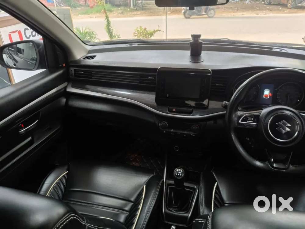 Maruti Suzuki Xl6 1.5 Zeta Mt, 2024, Petrol