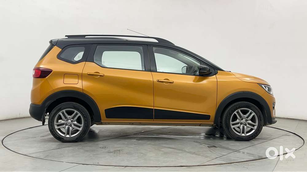 Renault Triber Rxz Easy-r Amt Dual Tone, 2022, Petrol