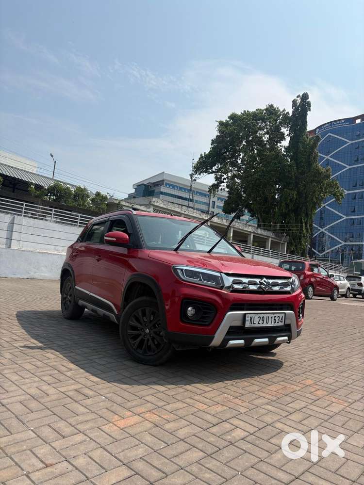 Maruti Suzuki Brezza 1.5 Zxi Smart Hybrid, 2022, Petrol
