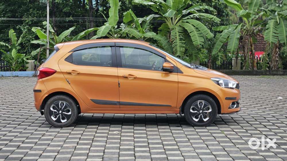 Tata Tiago Xz, 2016, Petrol