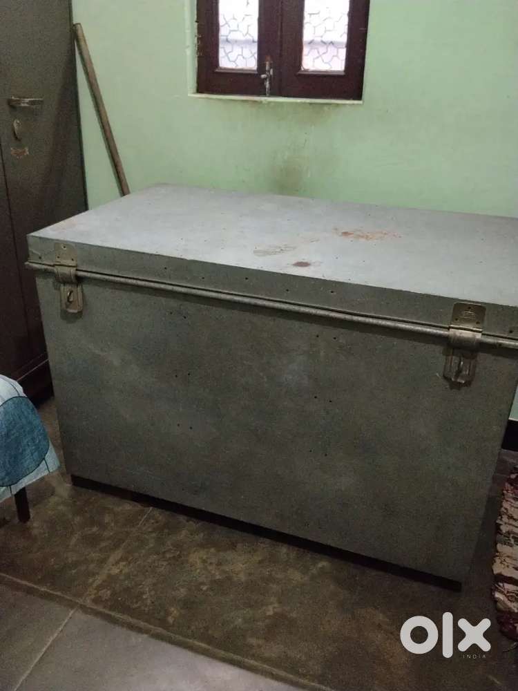 Stainless Still box