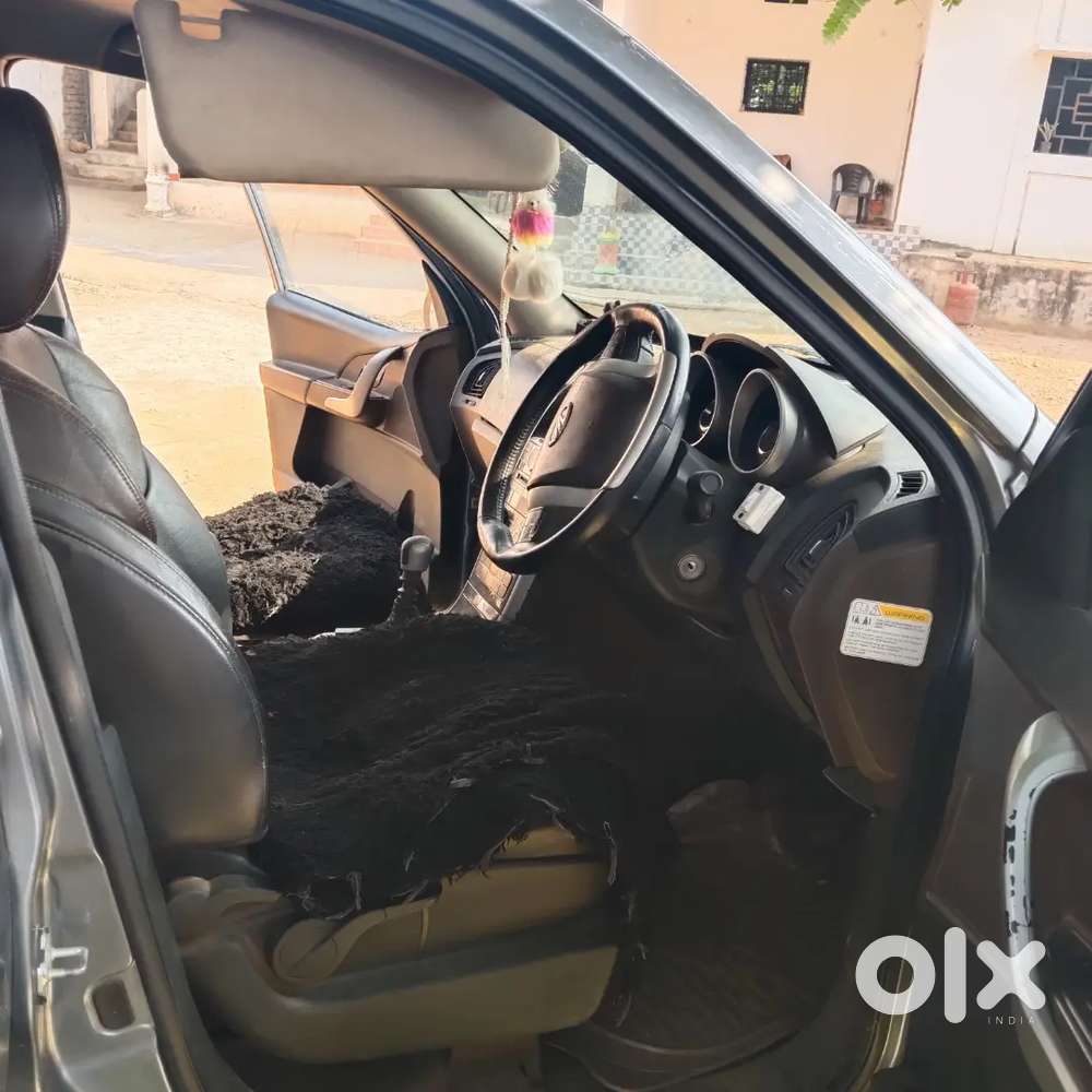 Mahindra Xuv500 2014 Diesel 125000 Km Driven