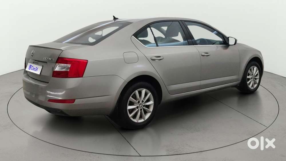 Skoda Octavia 1.8 Tsi Style Plus At, 2016, Petrol