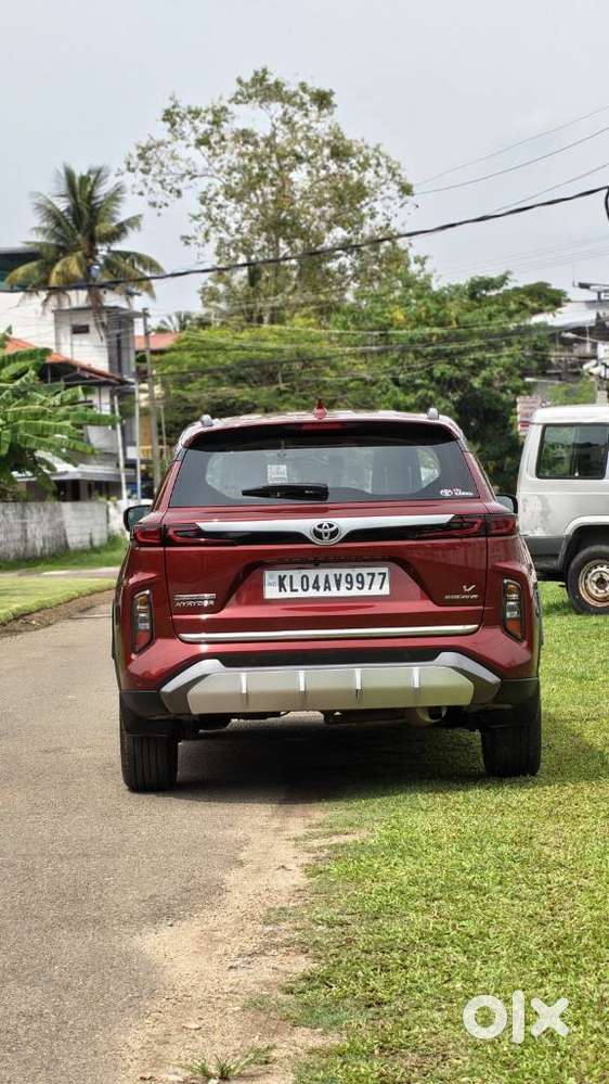 Toyota Urban Cruiser Hyryder 1.5 V Neo Drive At, 2025, Petrol