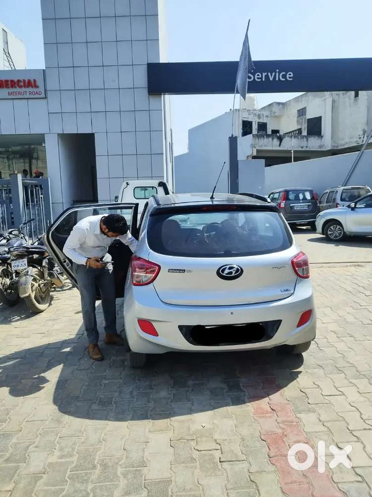 Hyundai Grand I10 (2017) Magna &ndash; Cng, Touchscreen, Premium Leath