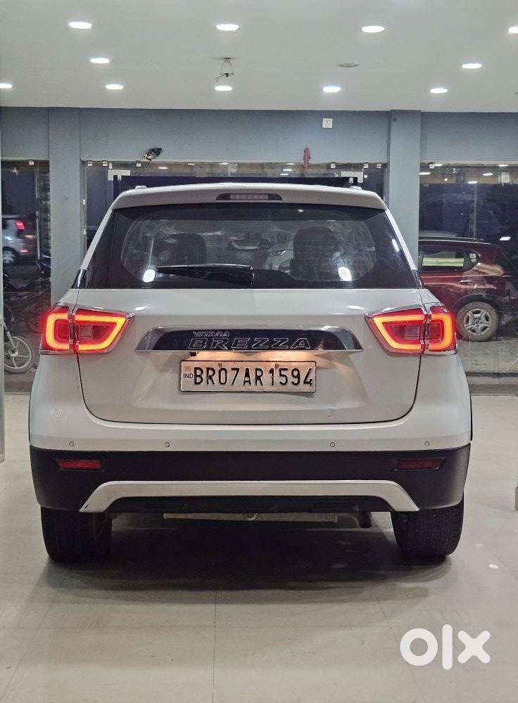 Maruti Suzuki Brezza 1.5 Zxi Plus Smart Hybrid, 2021, Petrol