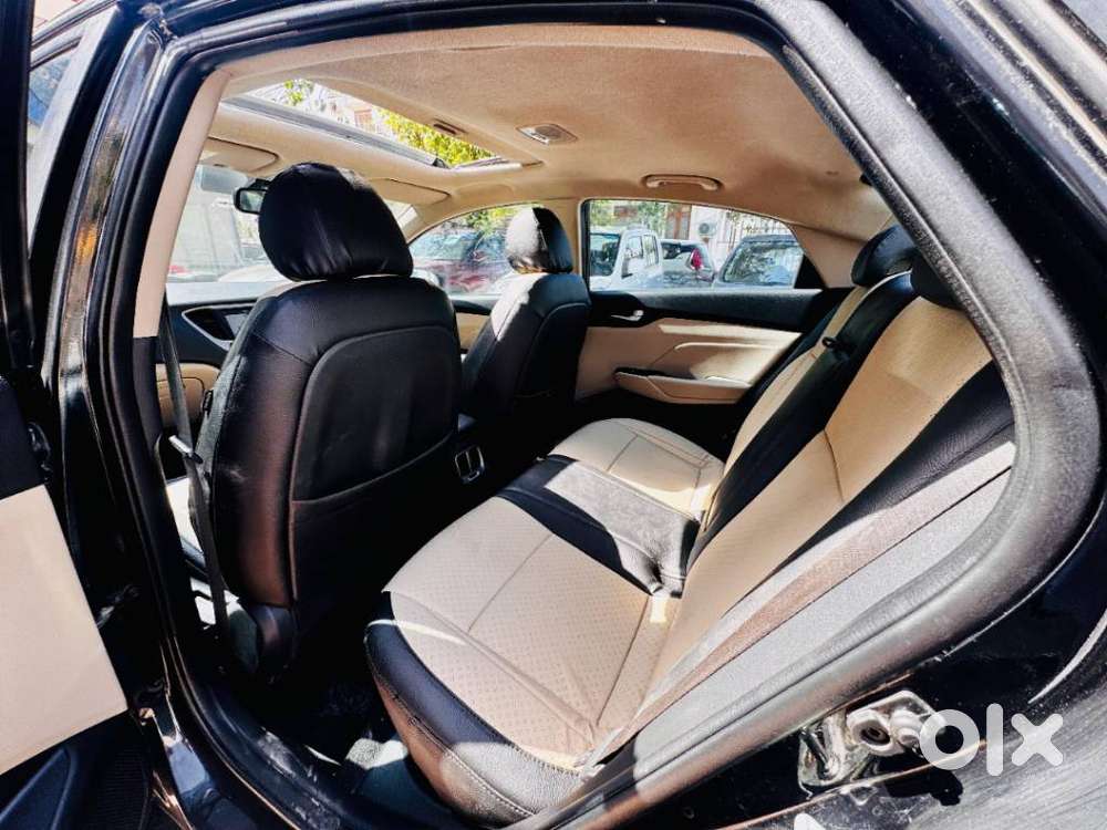 Hyundai Verna 1.6 Sx (o) Vtvt At, 2018, Petrol