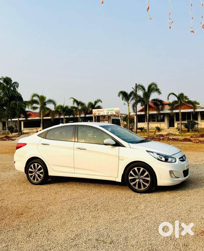 Hyundai Verna Sx(0) Full Top End 6 Airbags With Good Condition