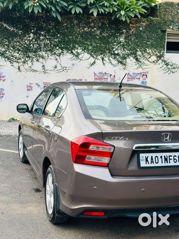 Honda City V Mt, 2013, Petrol