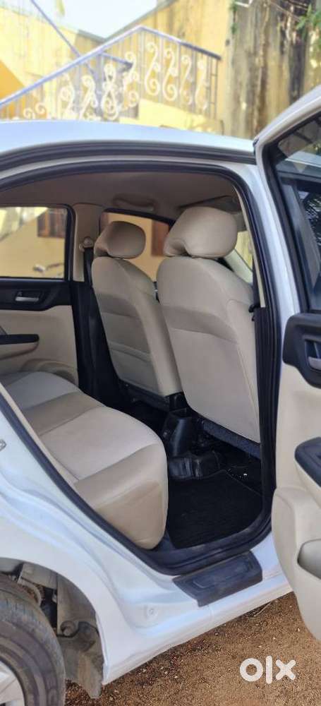 Honda Amaze, 2023, Petrol