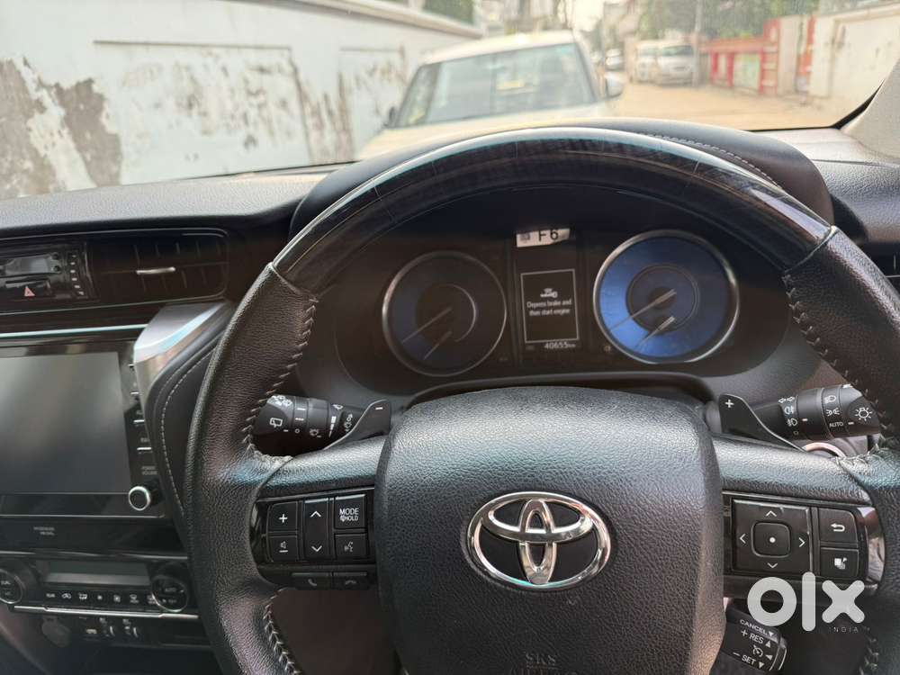 Toyota Fortuner, 2022