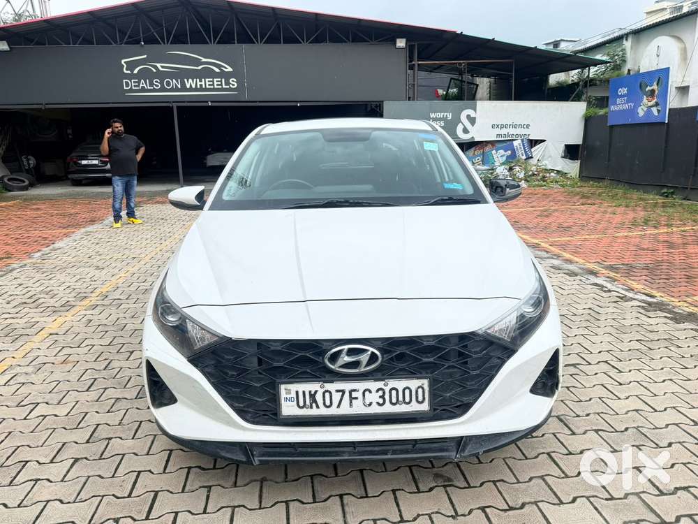 Hyundai I20 Asta (o) 1.2 Mt, 2021, Petrol