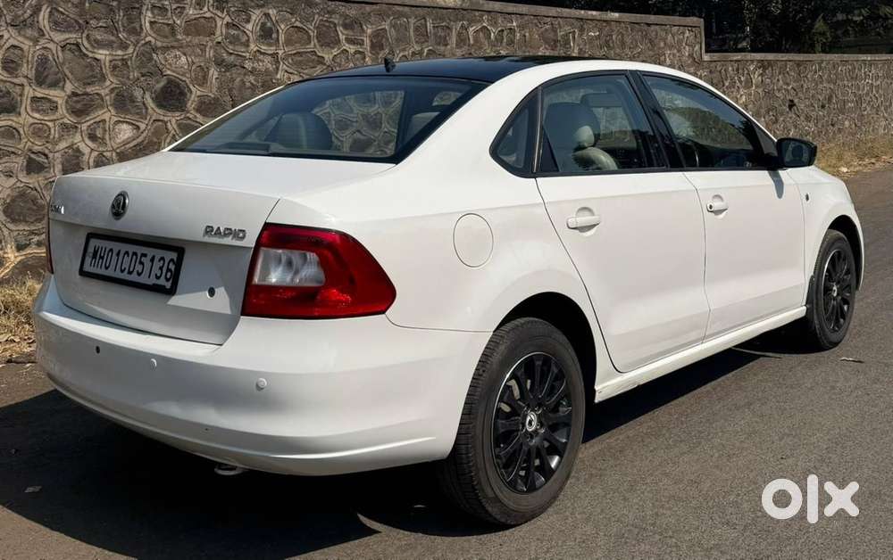 2016 Skoda Rapid 1.6 Elegance + Petrol Automatic