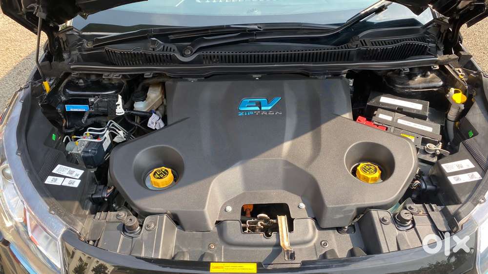 Tata Nexon Ev Xz Plus Dark Edition, 2022, Electric
