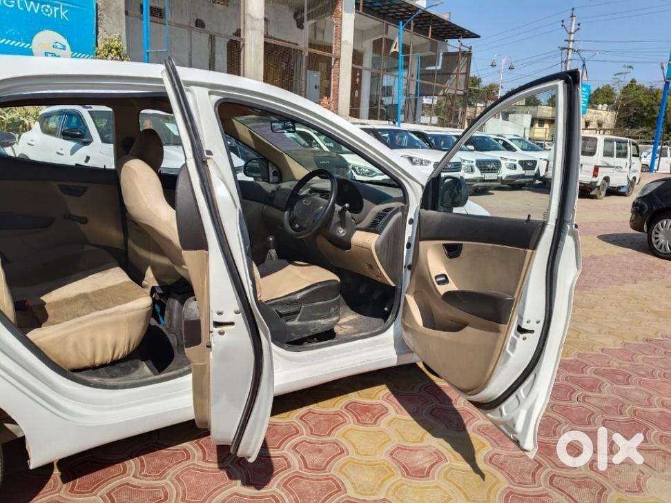 Hyundai Eon Era +, 2017, Petrol