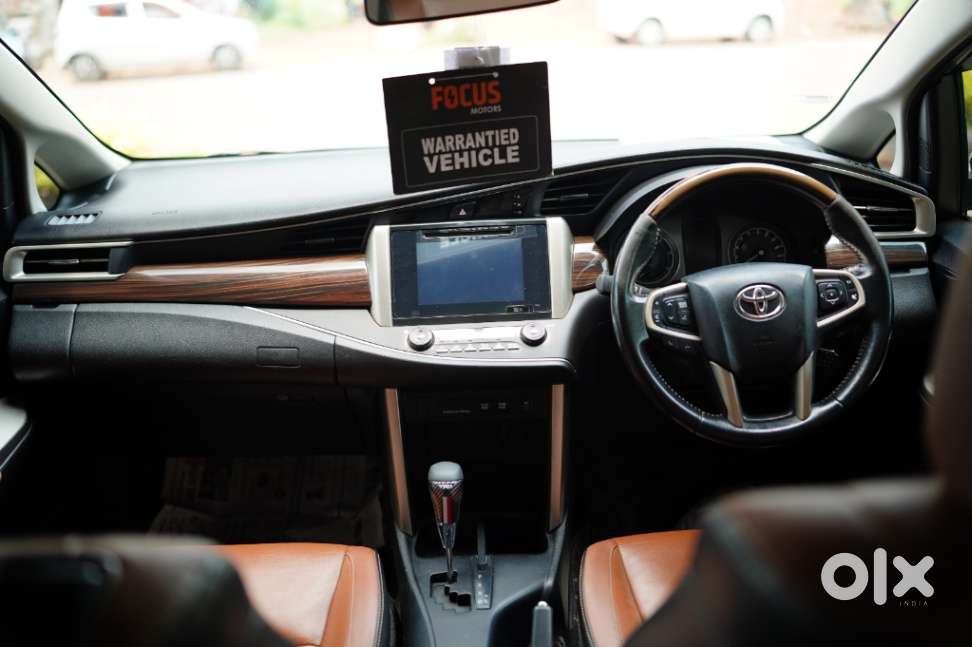 Toyota Innova Crysta 2.8z Automatic, 2017, Diesel