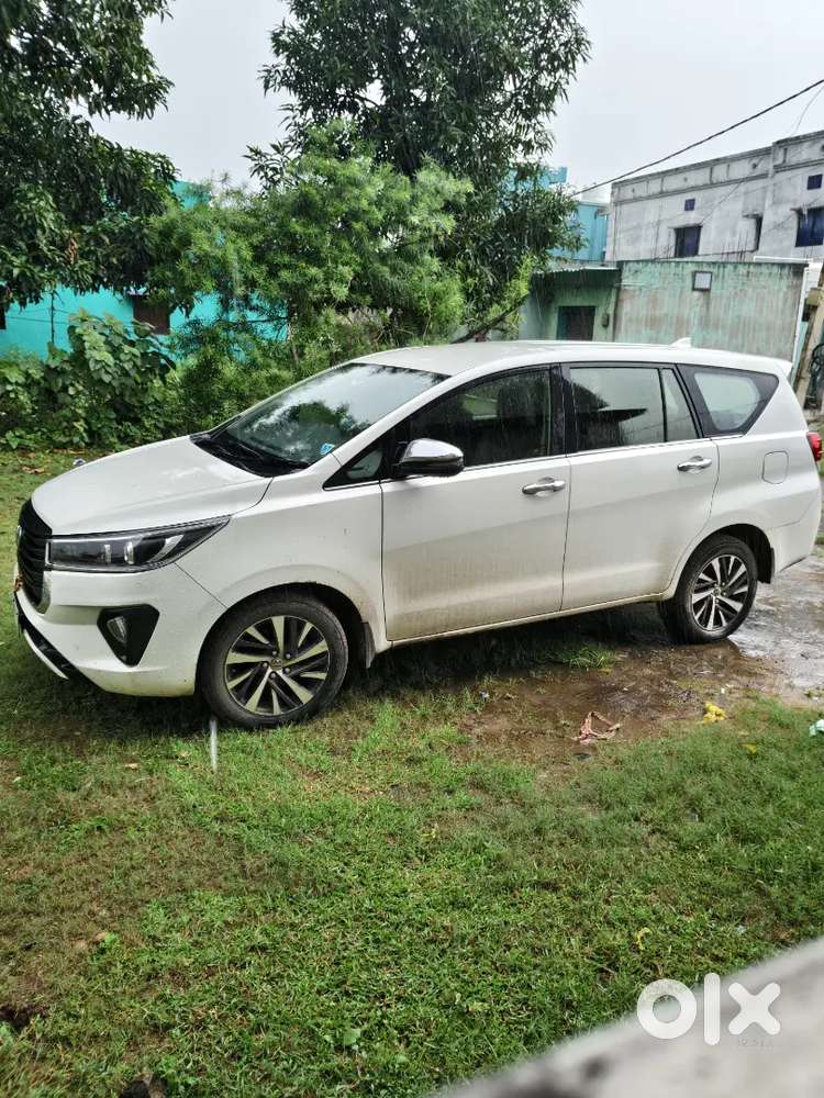 Toyota Innova Crysta 2021
