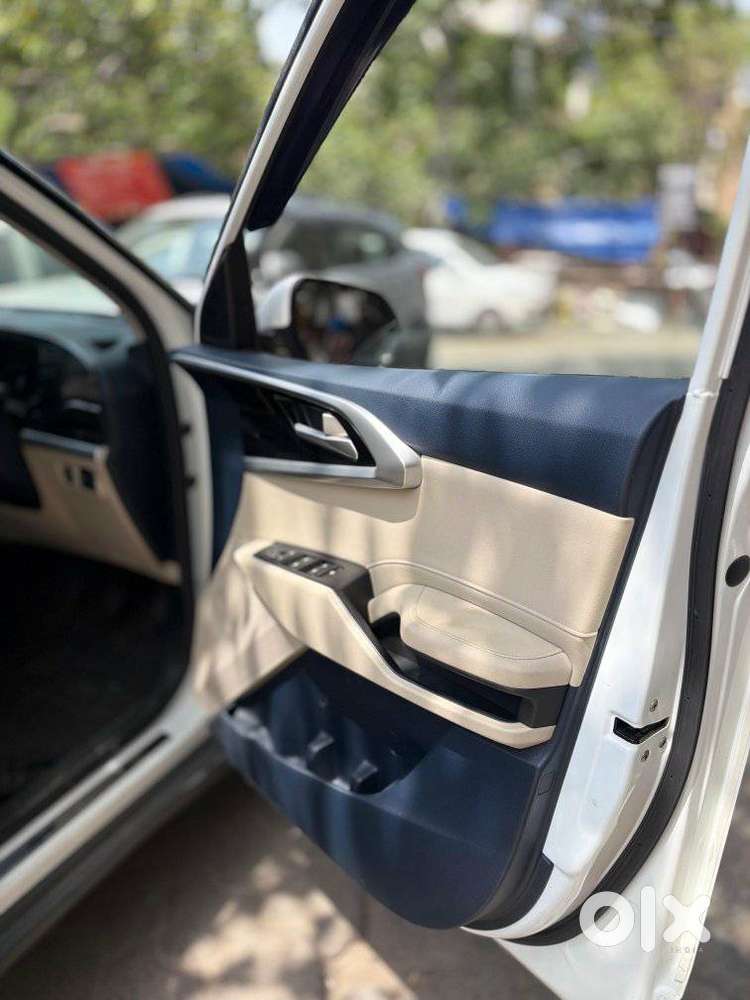 Kia Carens 1.4 Luxury 7 Str, 2022, Petrol
