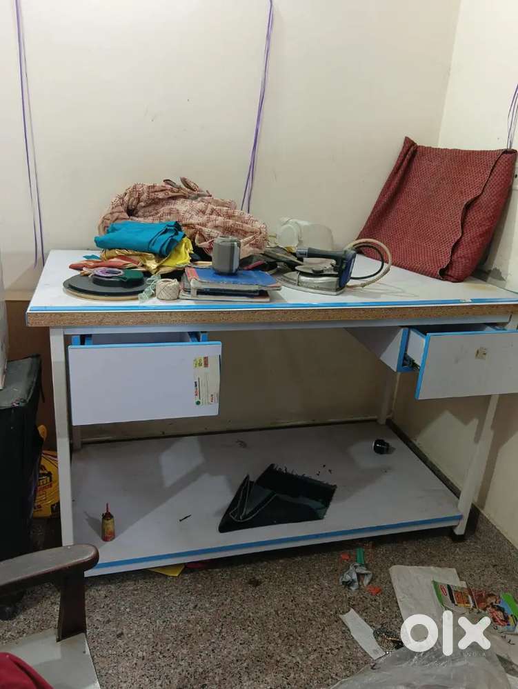 Tailoring cutting table olx discount