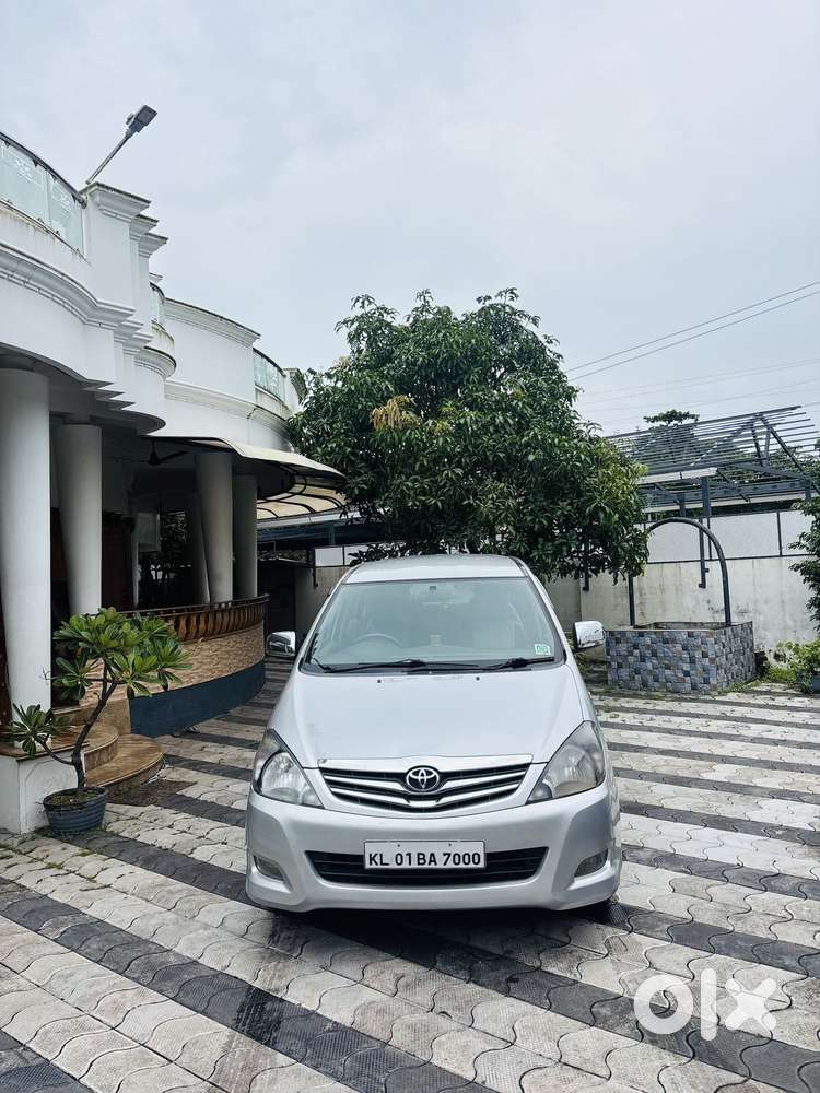 Toyota Innova 2.5 V 7 Str, 2011, Diesel