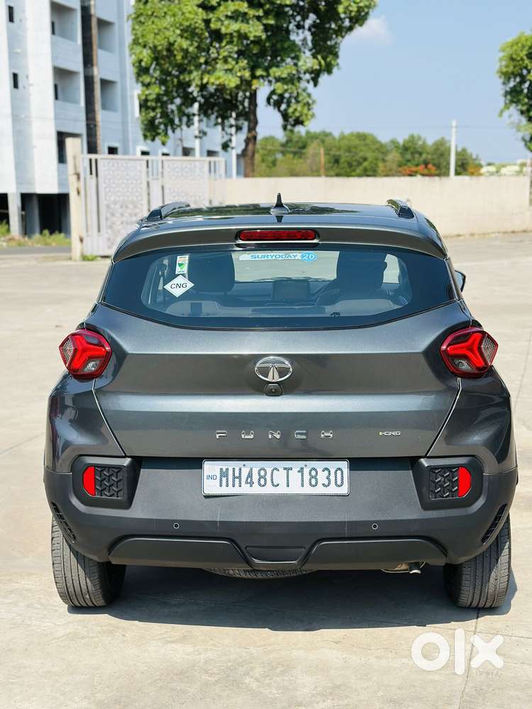 Tata Punch Accomplished Dazzle Sunroof Cng, 2023, Cng & Hybrids