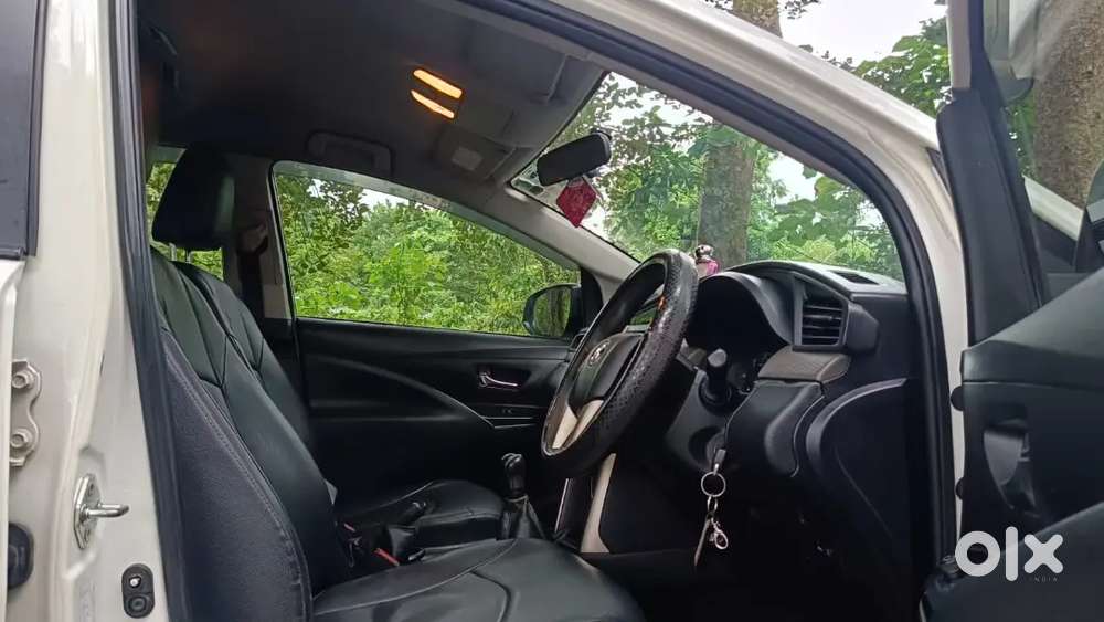 Toyota Innova Crysta 2016 Bs4  Diesel Well Maintained