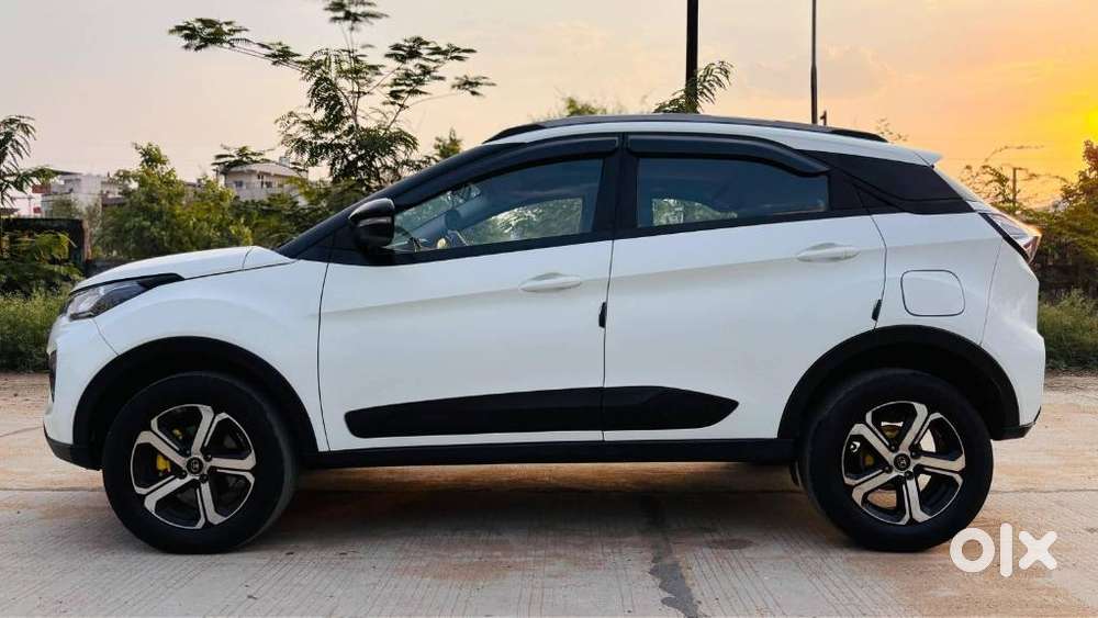 Tata Nexon 1.5 Revotorq Xz Plus Dual Tone, 2022, Diesel