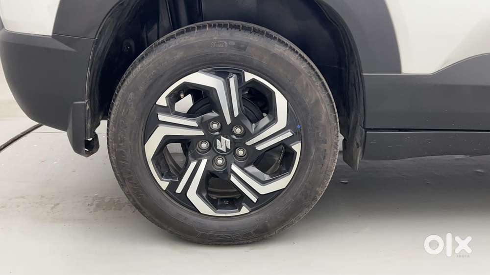 Maruti Suzuki Vitara Brezza 1.5 Zxi, 2024, Petrol