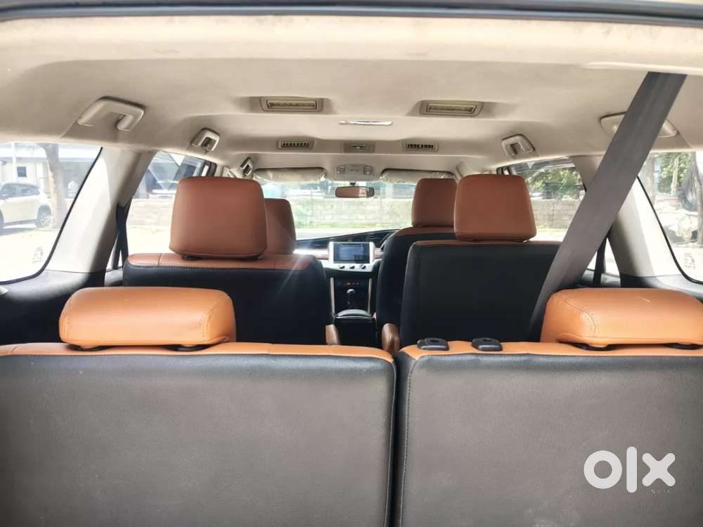 Toyota Innova Crysta 2.4 G Mt 7 Str, 2019, Diesel
