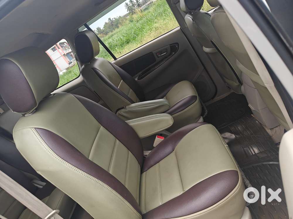 Toyota Innova 2.5 Vx 7 Seater Bs Iv, 2013, Diesel