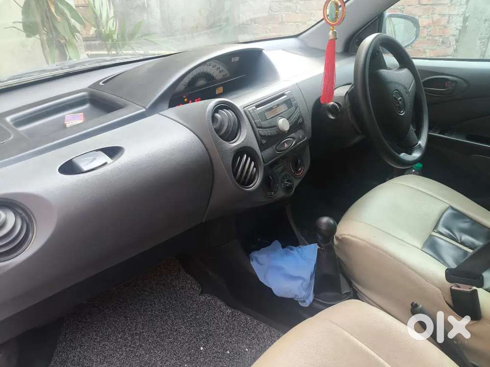 Toyota Etios Liva 2020 Petrol 100216 Km Driven
