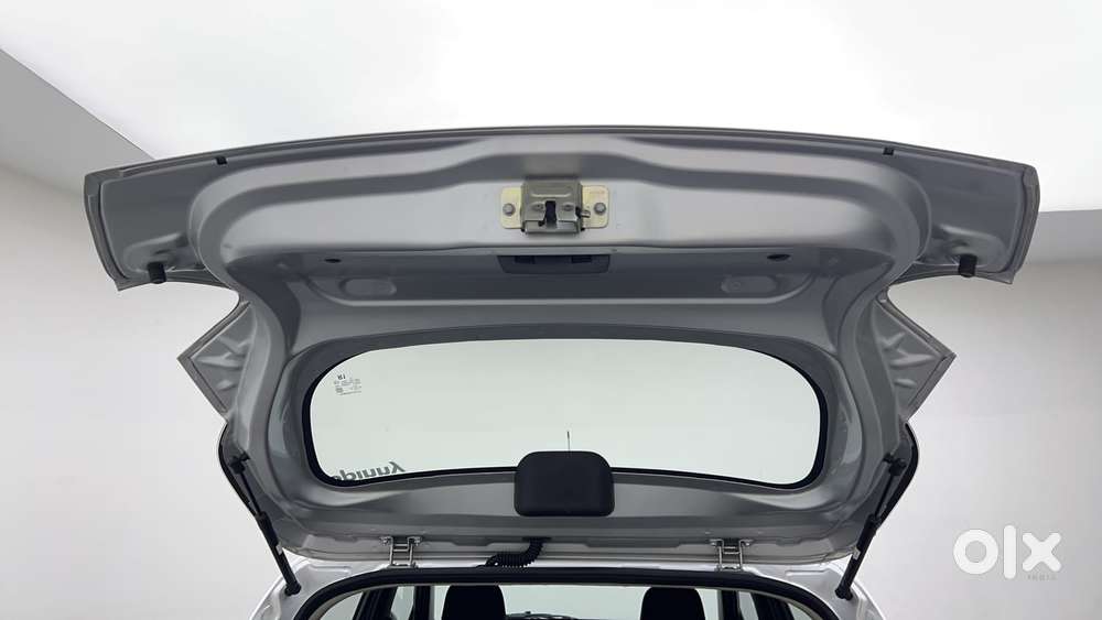 Renault Kwid 1.0 Rxt Amt, 2024, Petrol