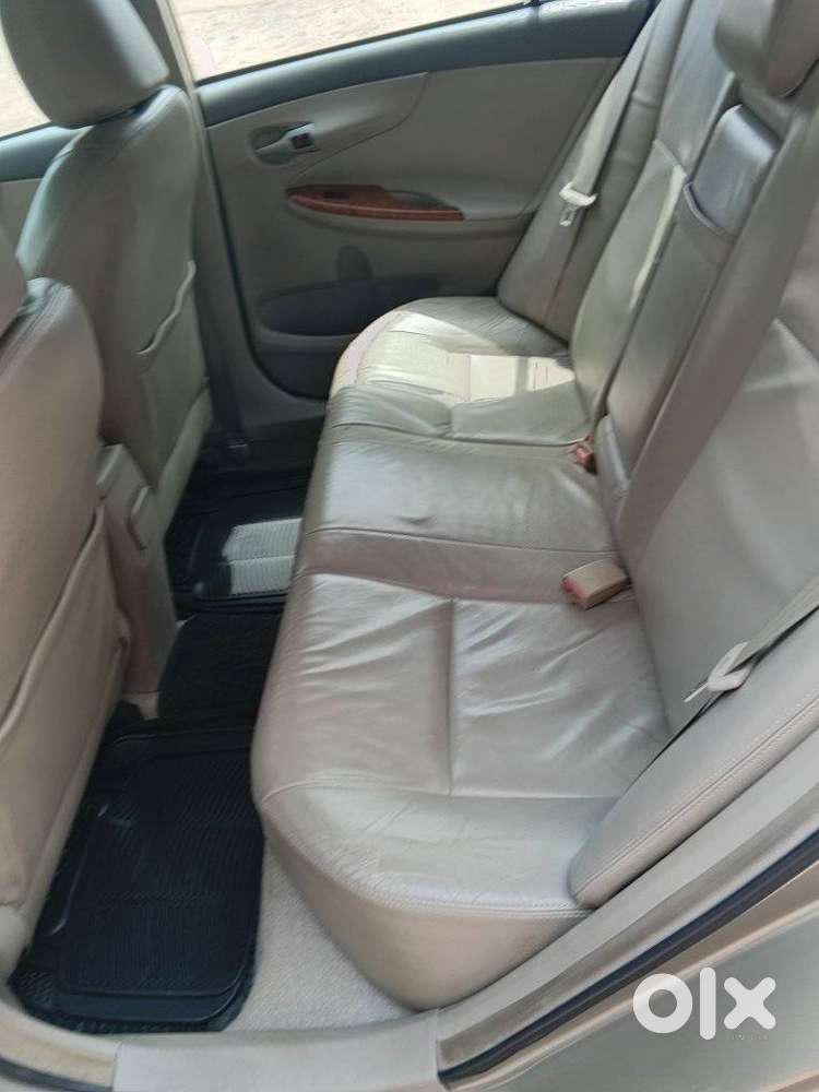 Toyota Corolla Altis Vl, 2010, Petrol