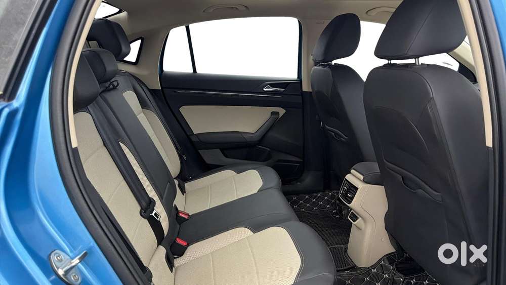 Skoda Slavia Style 1.0l Tsi Mt, 2023, Petrol