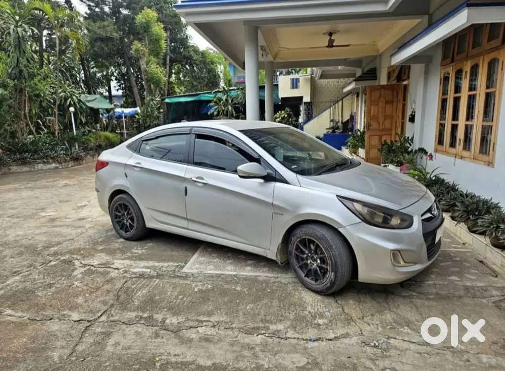 Hyundai Verna 2012 Petrol Well Maintained