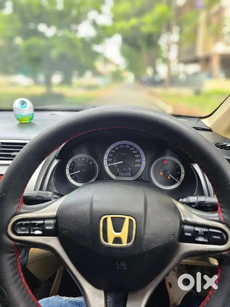 Honda City Zx 2012 Petrol Well Maintained