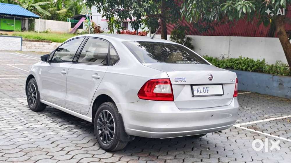Skoda Rapid [ ] 1.5 Style Plus Tdi At, 2016, Diesel