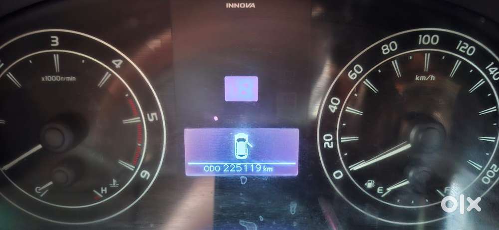 Toyota Innova Crysta 2.8 Gx At, 2017, Diesel