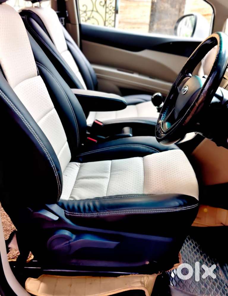 Mahindra Marazzo M4, 2018, Diesel