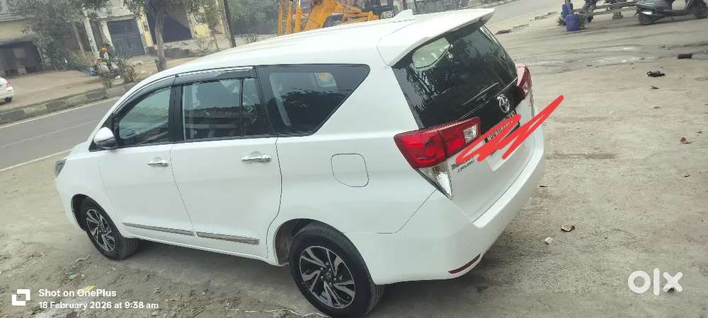 Toyota Innova Crysta 2024 Diesel 72000 Km Driven
