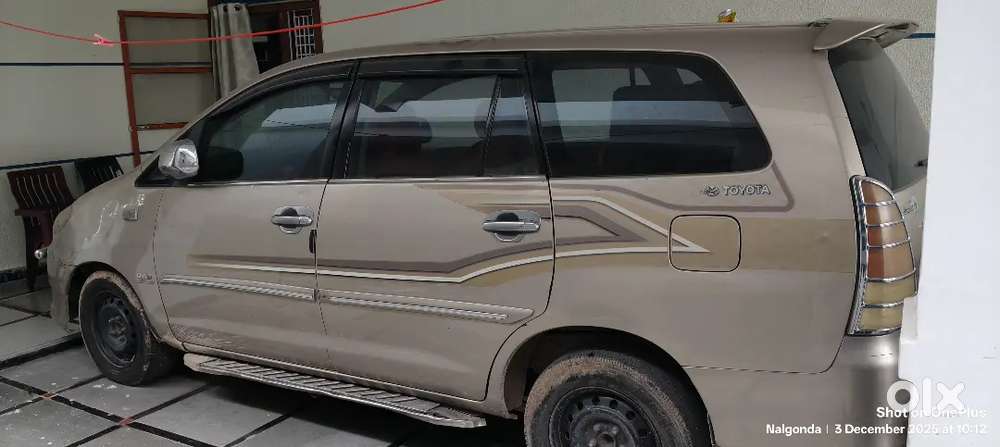 Toyota Innova 2011 Diesel 250000 Km Driven