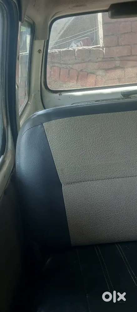 Maruti Suzuki Eeco 2011