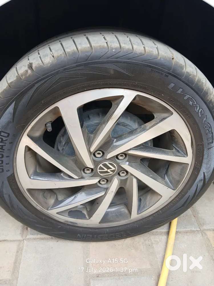 Volkswagen Virtus Topline 2023