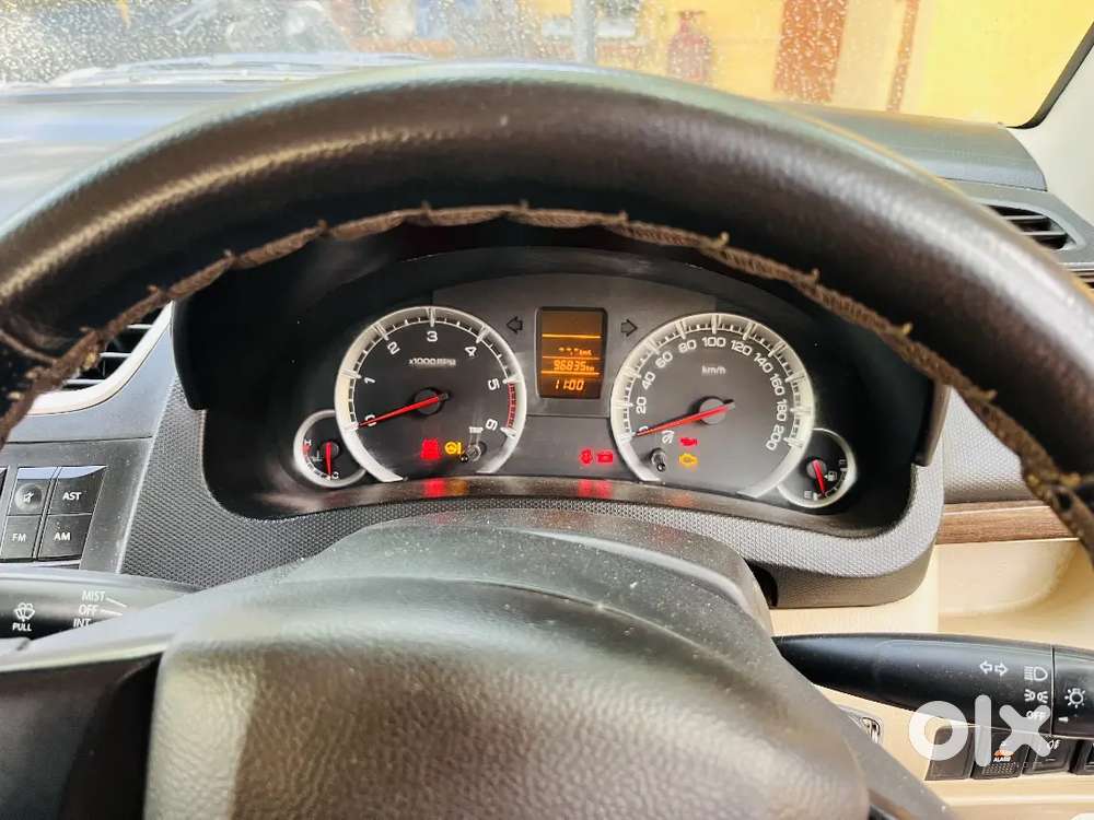 Maruti Suzuki Swift Dzire 2016 Diesel 97000 Km Driven