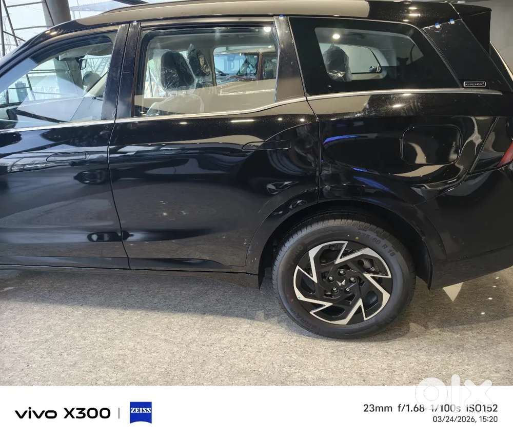 Mahindra Xuv700 Diesel 2022