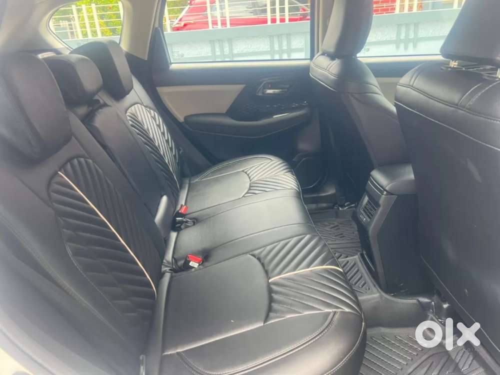 Maruti Suzuki Victoris, 2025, Petrol