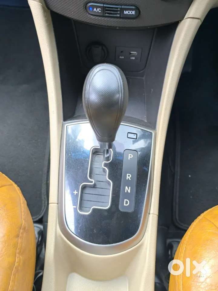 Hyundai Verna [ ] Fluidic 4s 1.6 Vtvt Sx At, 2016, Petrol
