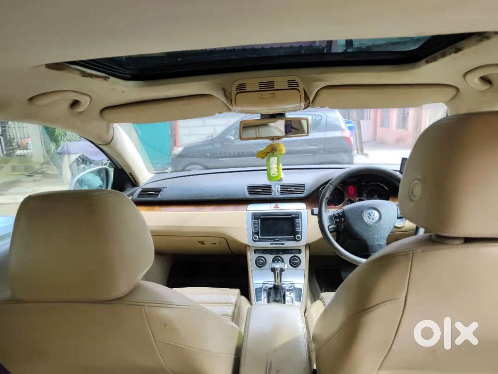 Volkswagen Passat 2009 Diesel 125000 Km Driven