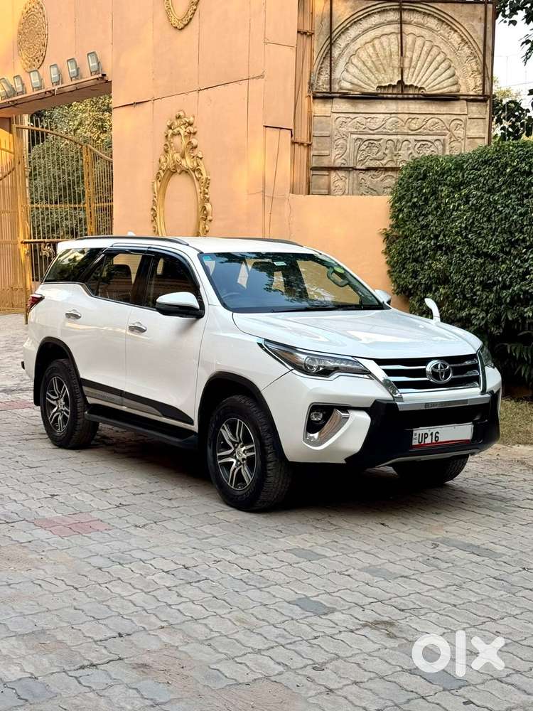 Toyota Fortuner 4x2 At, 2018, Diesel